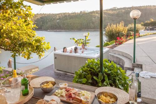 Castelo de Bode Lake House A Casa do Avô — 4-Star Luxury Hotel in Tomar, Portugal