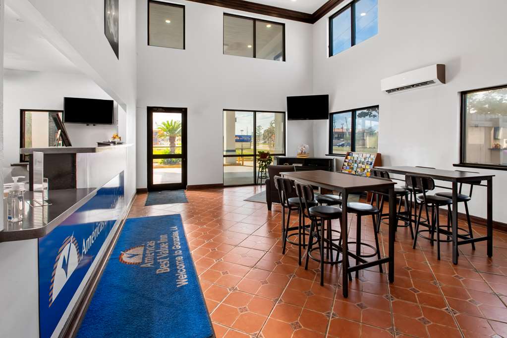 Americas Best Value Inn Gonzales - photo 9