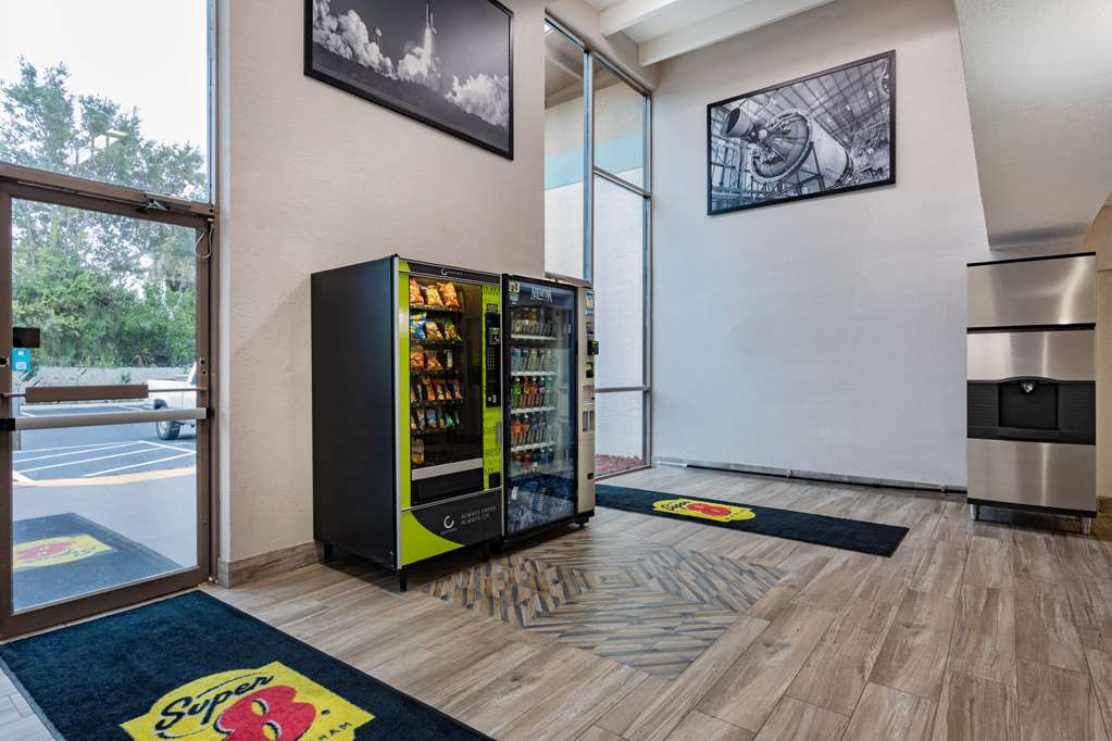 Super 8 by Wyndham Melbourne - photo 9