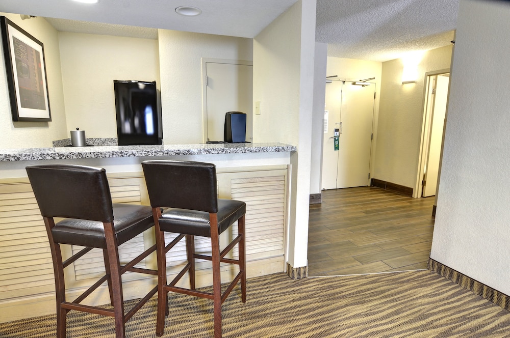 Holiday Inn St Petersburg N Clearwater by IHG - photo 6
