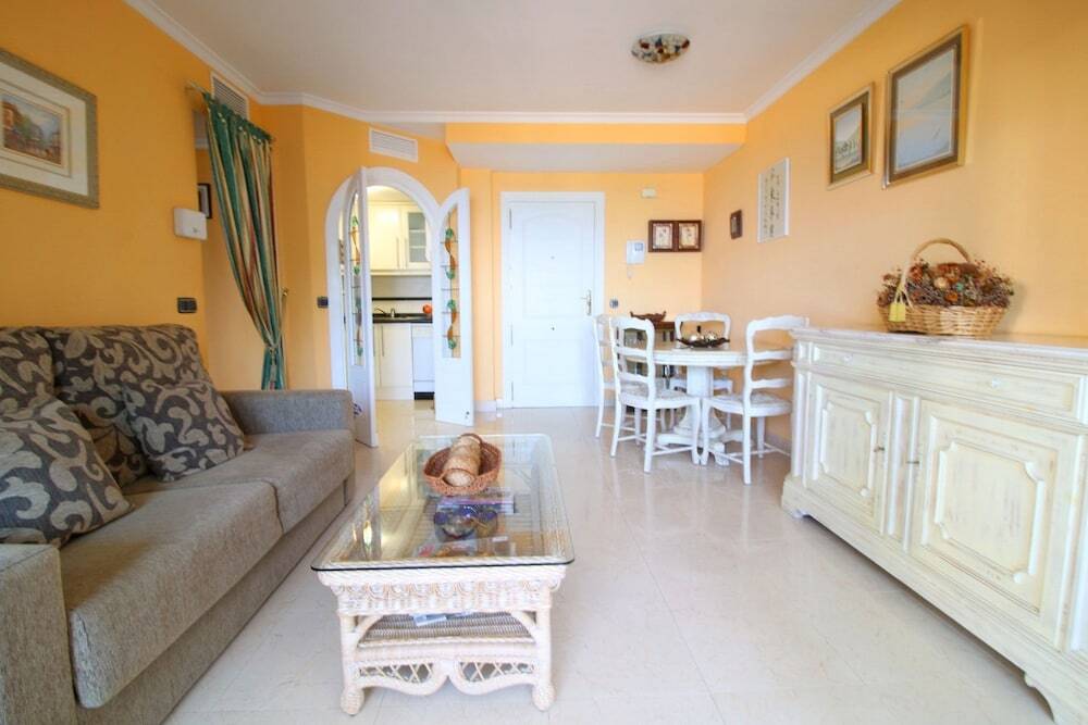 Apartment Penyon Plusholidays — 4-Star Luxury Hotel in Calp, Spain