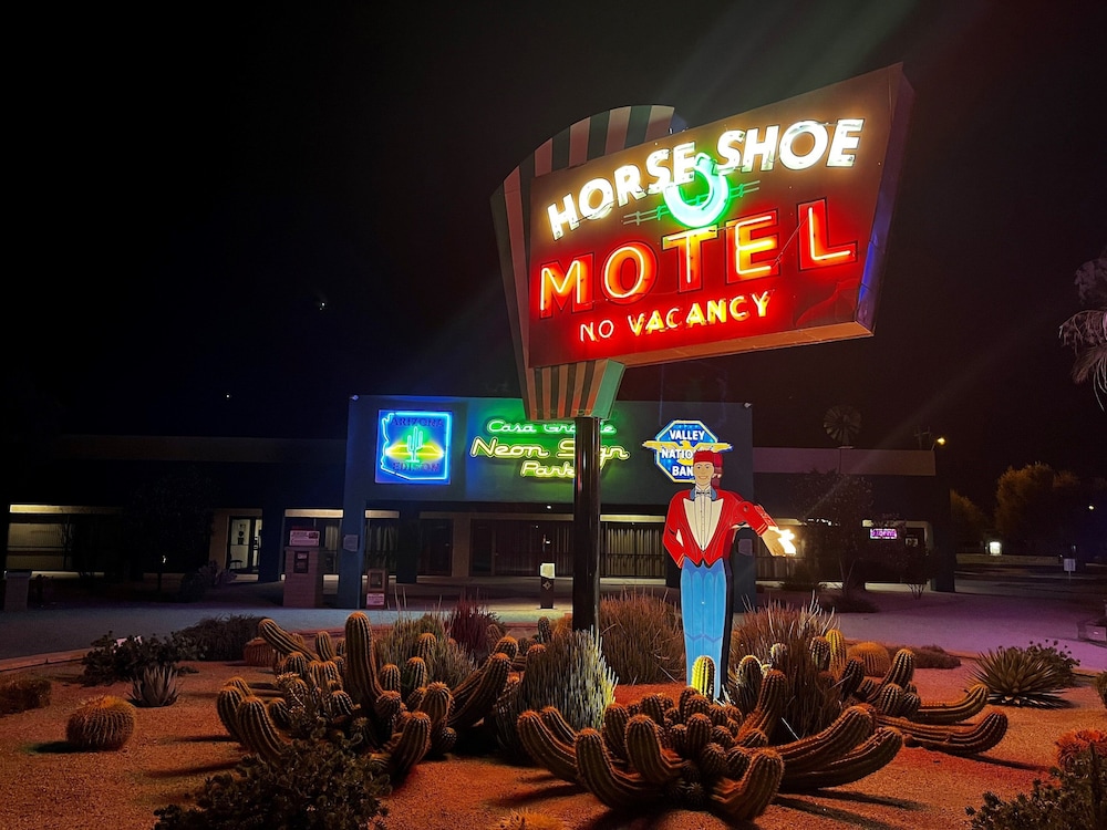 Holiday Inn Express & Suites Casa Grande an IHG Hotel - photo 32
