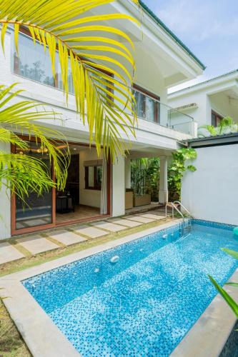Elivaas 3 Bhk Pvt Pool & Bar Villa Valerie — 5-Star Luxury Hotel in Mormugao, India