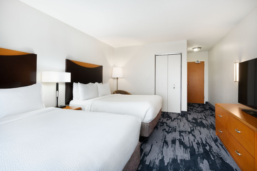 Fairfield Inn & Suites by Marriott Fort Pierce - photo 11