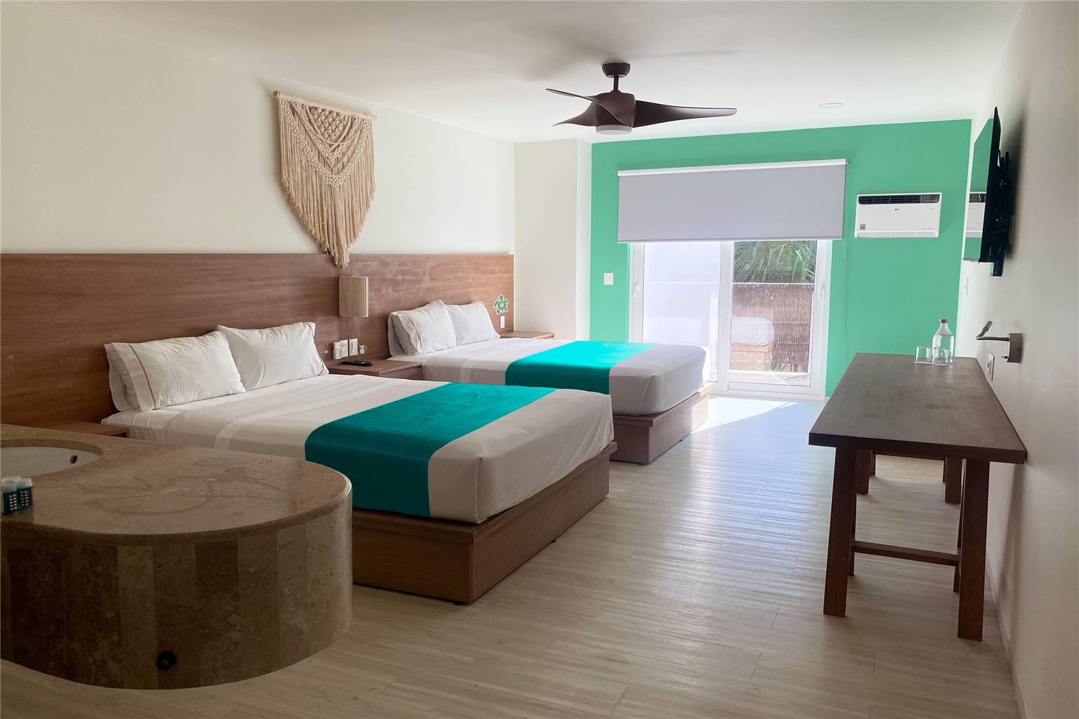 Guest room