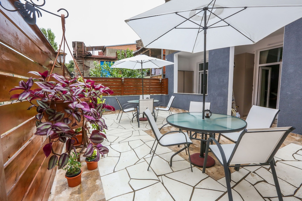 Vortex apart hotel - last minute hotel in Tbilisi