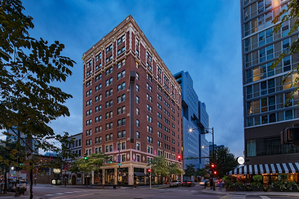 Hotel Felix River North Magnificent Mile - photo 149