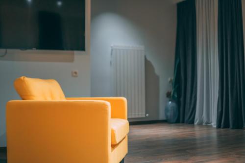 Apartment Sixteen