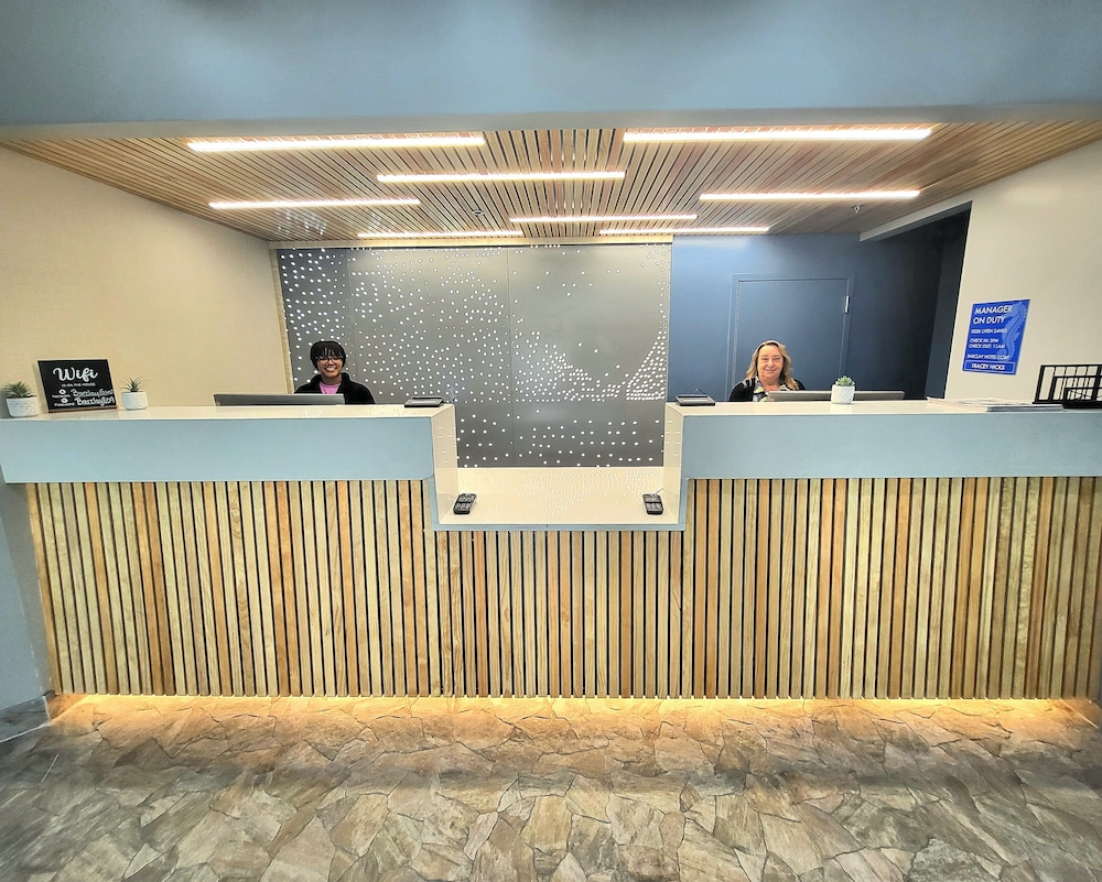 The Barclay Towers Resort Hotel - photo 3