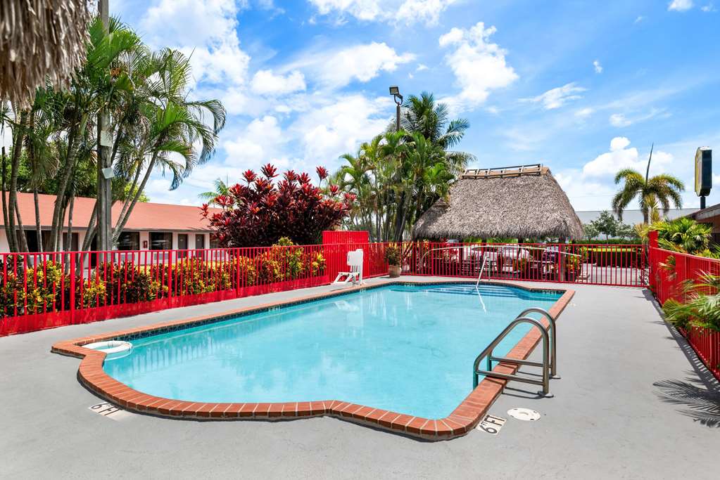 Super 8 by Wyndham Florida City Gateway to Keys Everglades - photo 13