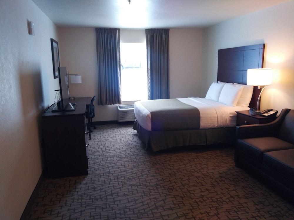 Cobblestone Inn & Suites Barron - photo 13