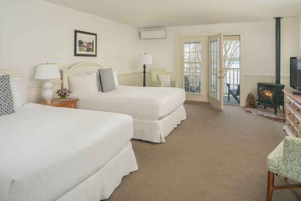 Spruce Point Inn - photo 8