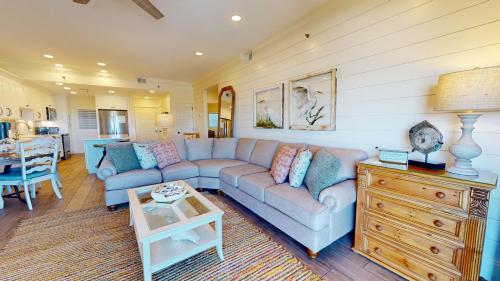 Beach Manor 1004 - photo 19