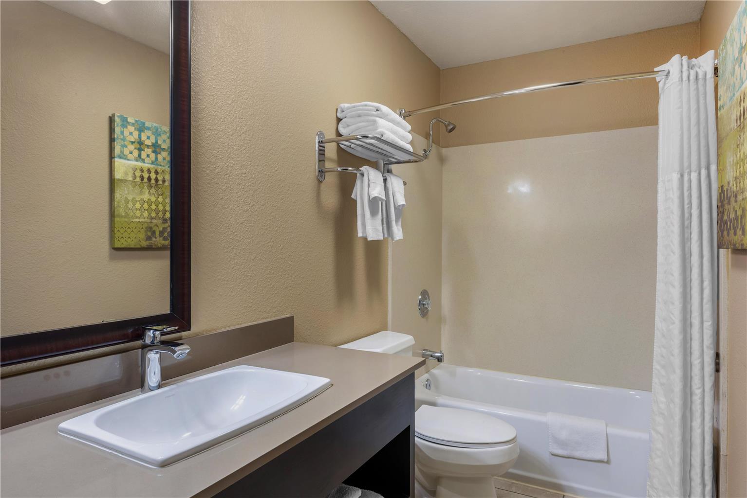 Best Western Long Beach Inn - photo 13
