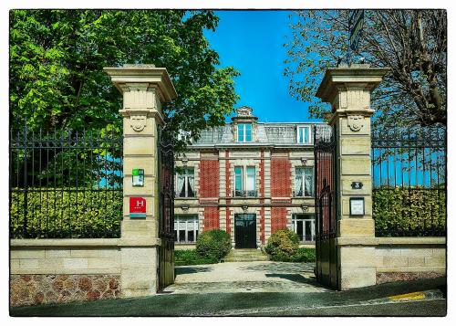 Hotel Le Clos Raymi — Epernay