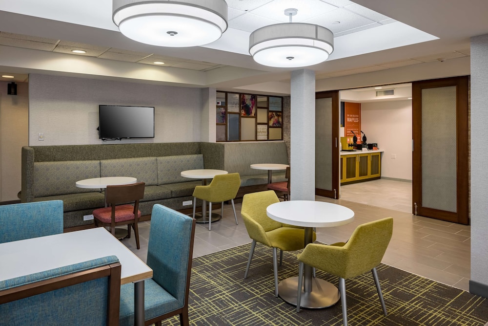 Hampton Inn Bentonville Rogers - photo 38