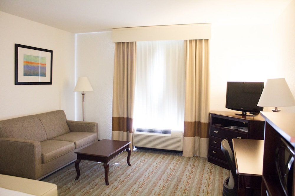 Holiday Inn Express West Jefferson by IHG - photo 12