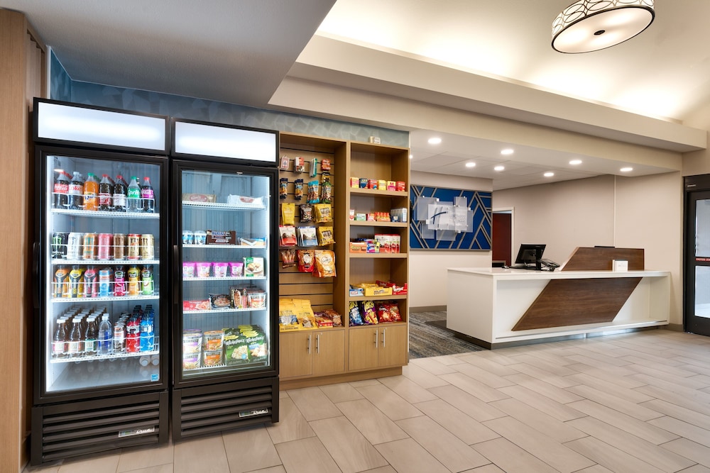 Holiday Inn Express Hotel & Suites Helena by IHG - photo 35