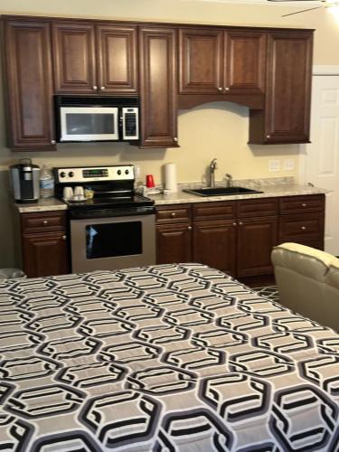 MooreField Suites Greensboro East - photo 47