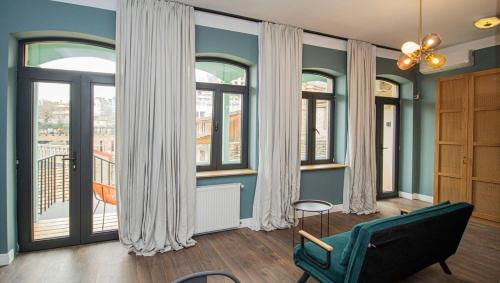 Superior Apartment In Abanotubani By Wehost