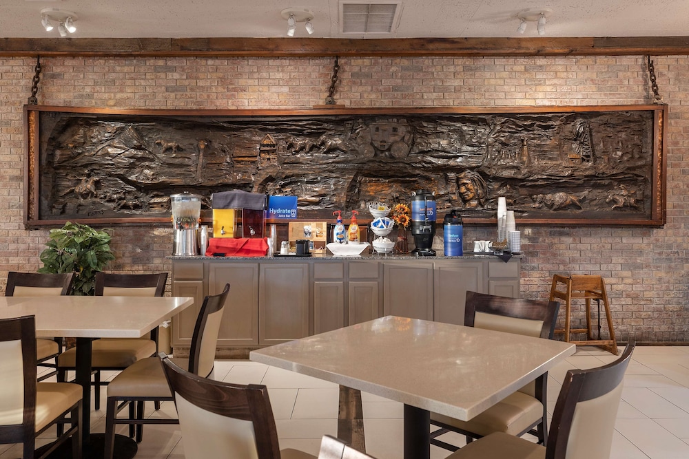 Best Western Downtown Casper Hotel - photo 5