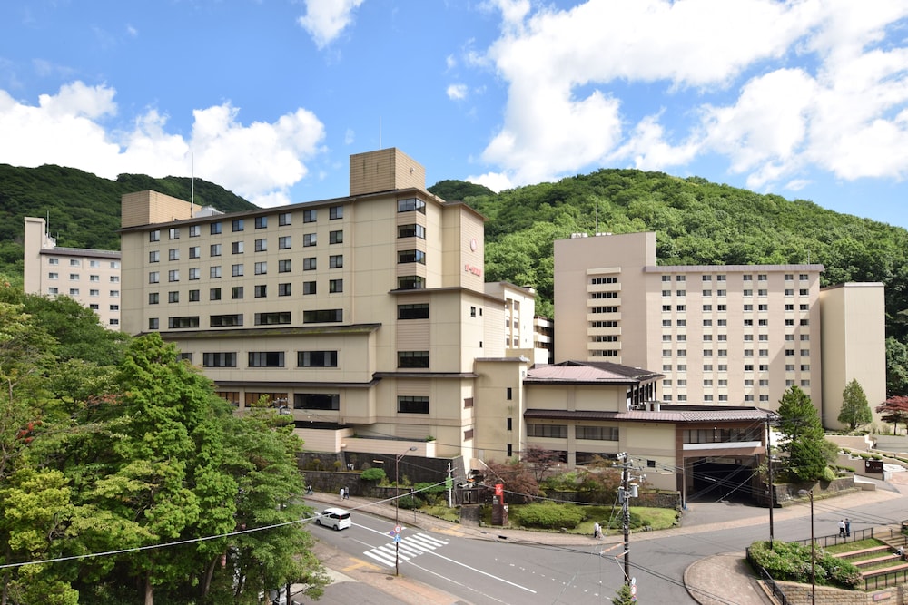 Dai ichi Takimotokan — 4-Star Luxury Hotel in Noboribetsu, Japan