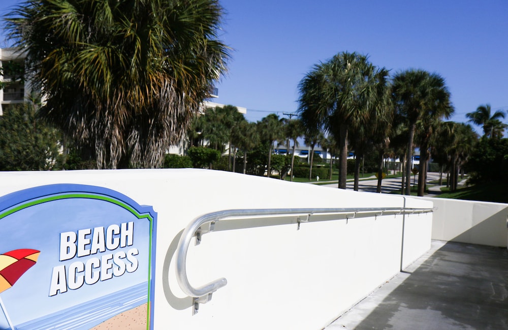 Holiday Inn Express North Palm Beach Oceanview by IHG - photo 87