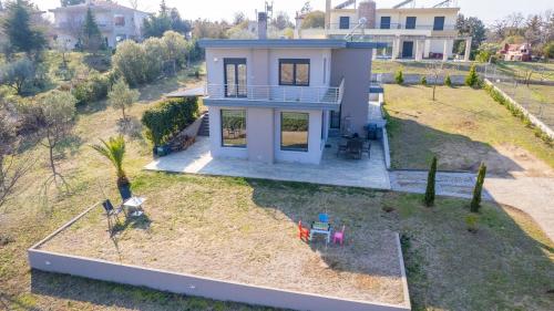 F & B Villa Collection Neoi Epivates — 4-Star Luxury Hotel in Neoi Epivates, Greece