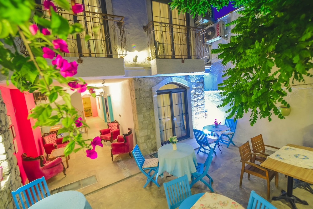 Bedirhan Konak Otel - last minute hotel in Cesme