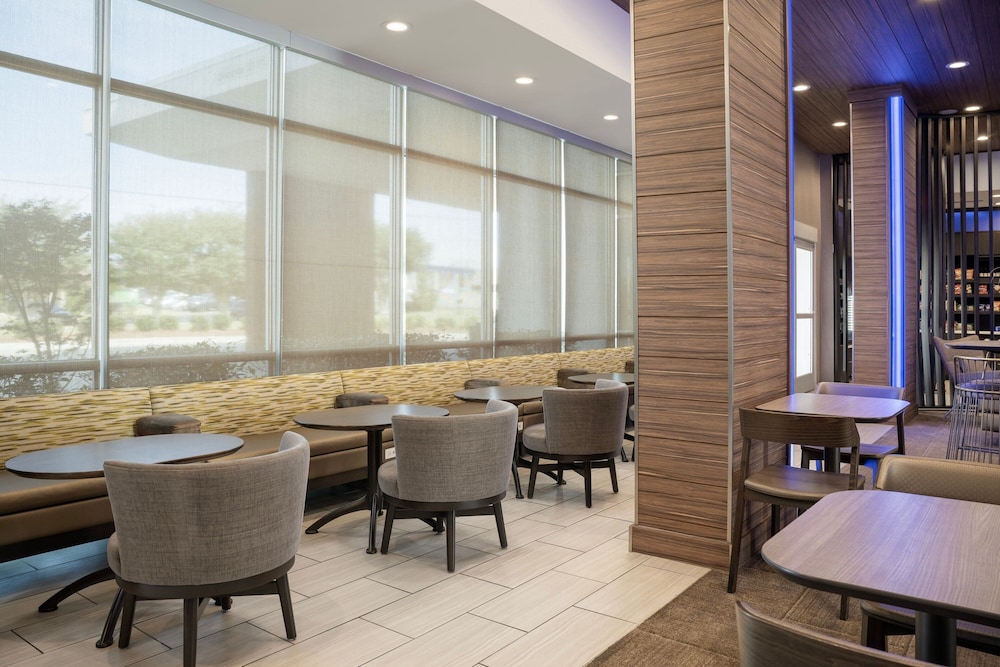 SpringHill Suites by Marriott Birmingham Gardendale - photo 30