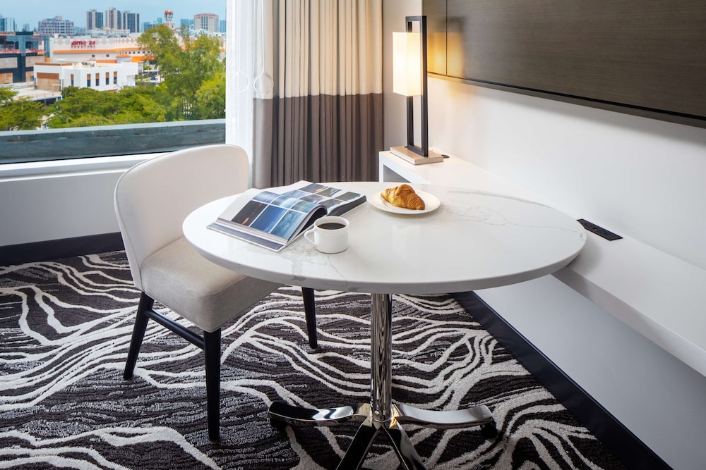 Hilton Miami Aventura - photo 26
