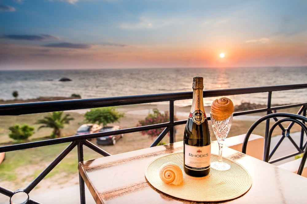 Faros Apartments — 4-Star Luxury Hotel in Preveza, Greece