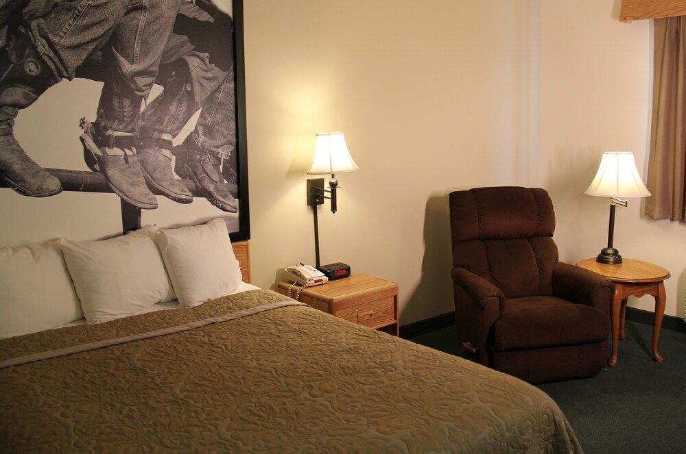 Homestead Inn and Suites - photo 21