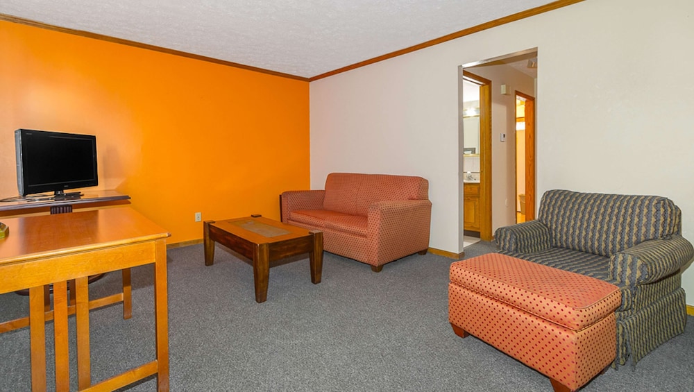 Magnuson Hotel Extended Stay Canton Ohio - photo 15