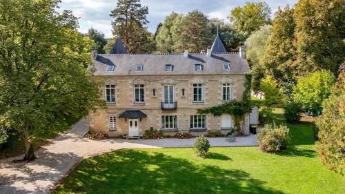 Le Manoir Du Cedre 7 Minutes From Pierrefonds — Chelles