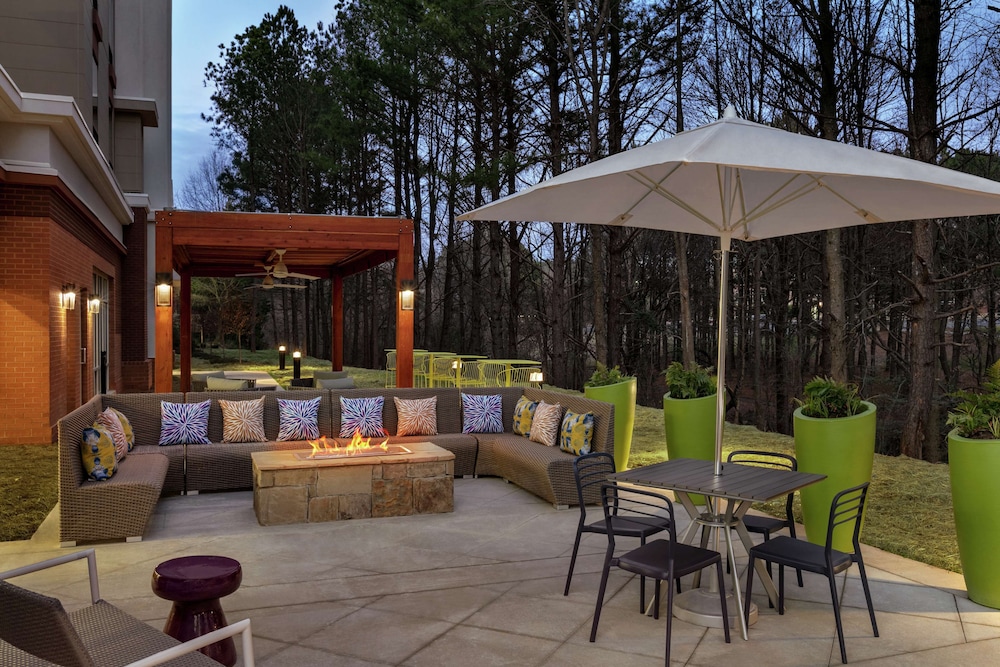 Hampton Inn & Suites Johns Creek - photo 42