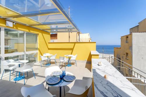 B&B La Dimora di Poseidone — 4-Star Luxury Hotel in Bagheria, Italy