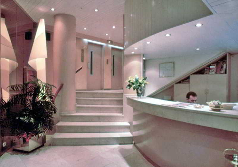 Barcelona Atiram Hotels