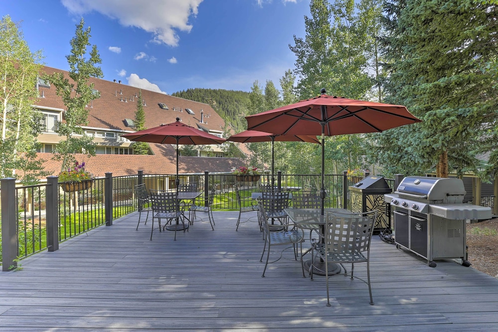 2 Mi to Keystone Resort Condo with Hot Tub Access - photo 2