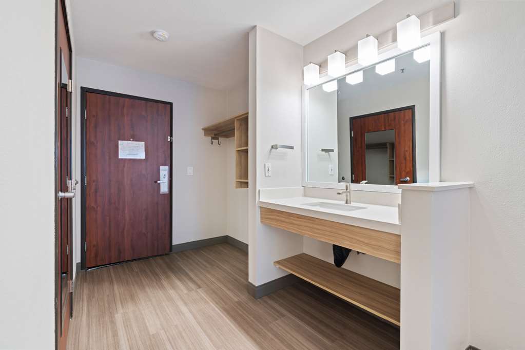 Best Western Lake Oswego Portland Hotel & Suites - photo 74