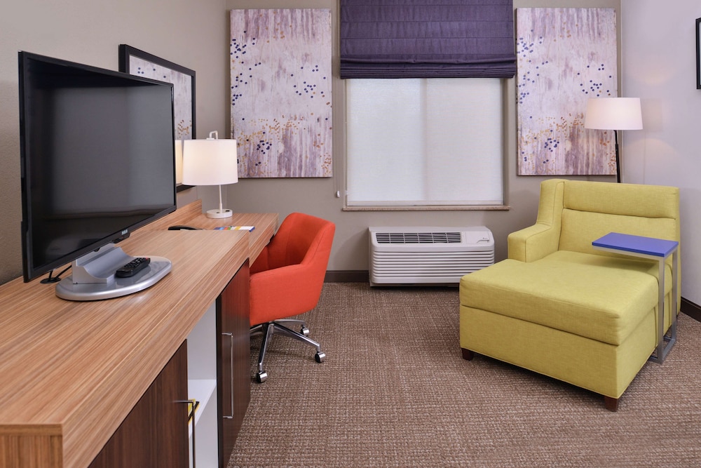 Hampton Inn & Suites Woodland Sacramento Area - photo 6