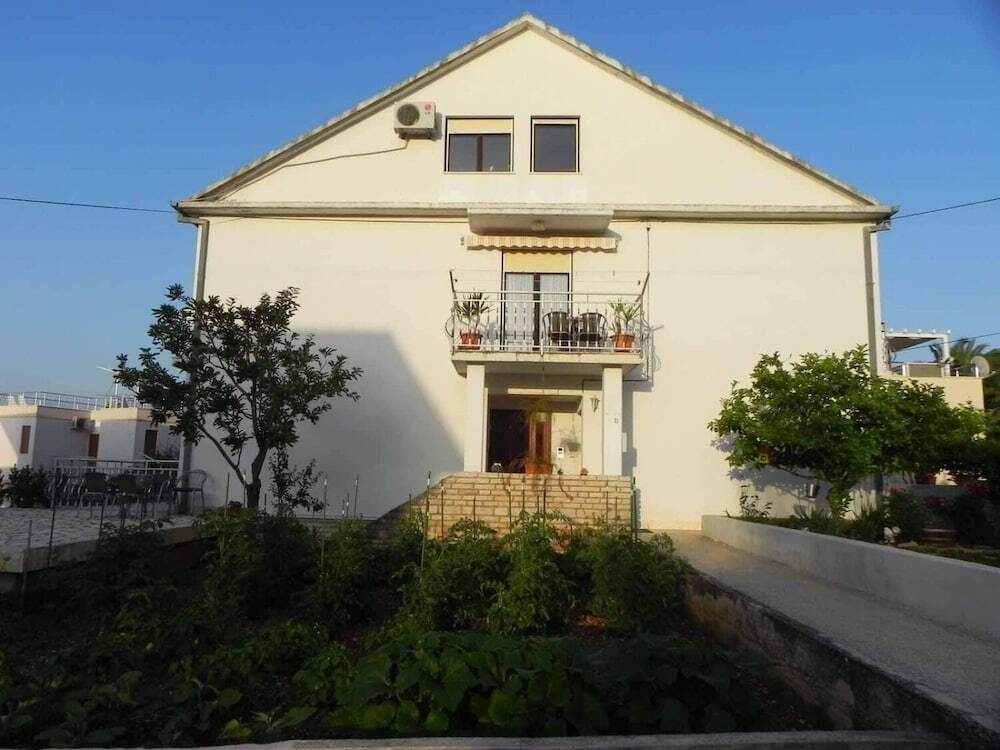 imun 15m From the Beach A1 in Trogir, Croatia