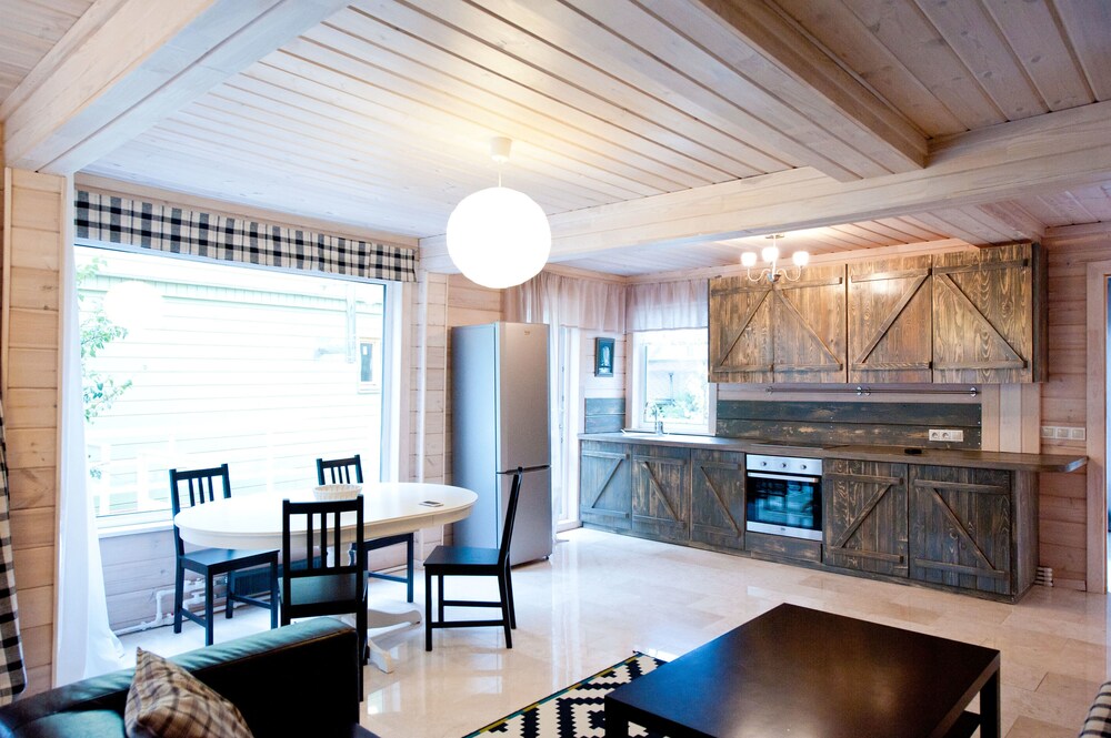 Aspen — hotel in Yershovo