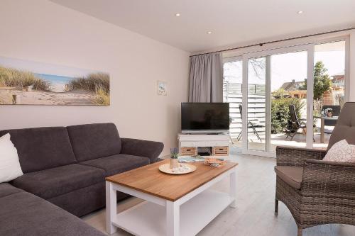 D2 Haus Dünenpark Königsberger Allee 12 Feriendomizil Hollich — 4-Star Luxury Hotel in Gromitz, Germany
