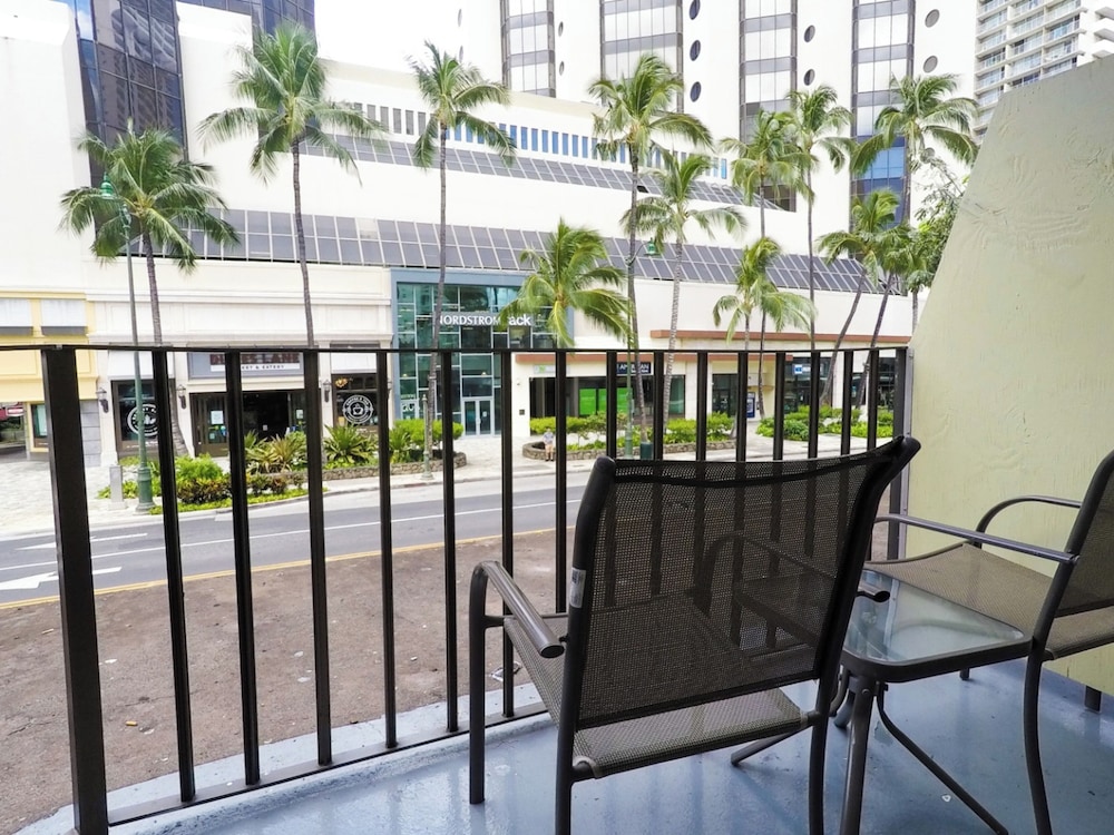 Ohia Waikiki Studio Suites - photo 28