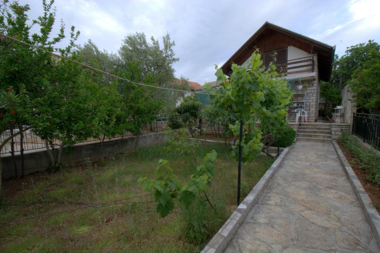 kuća za odmor Anić — hotel in Pirovac