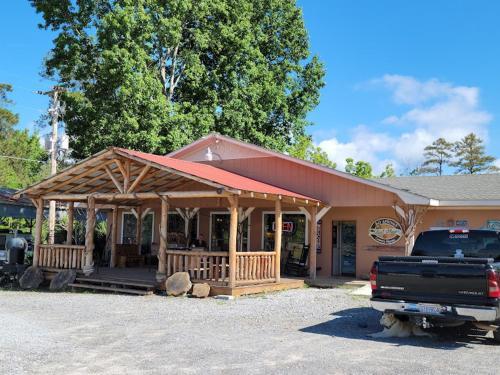 Bay Springs Country Inn & Marina - photo 10