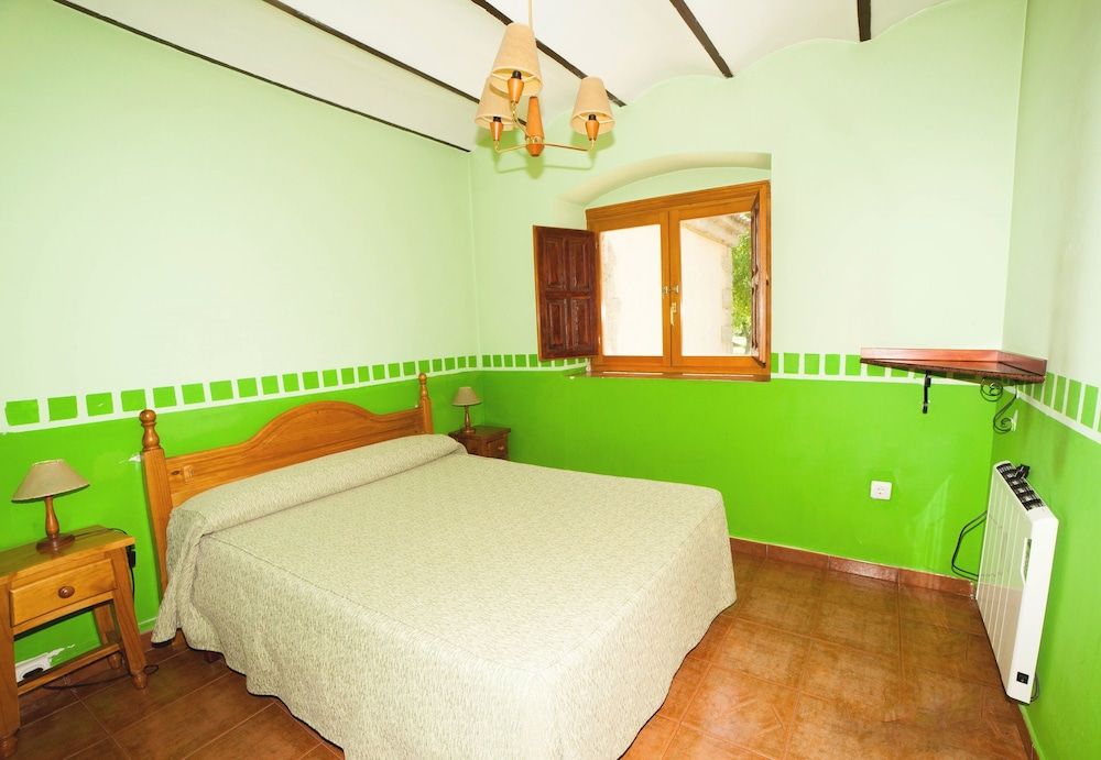 Núcleo de Turismo Rural Valle de Iruelas pet-friendly hotel Barraco