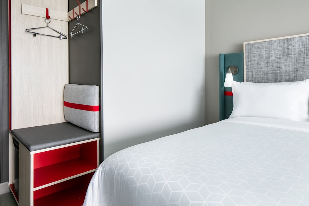 avid hotel Roseville Minneapolis North by IHG - photo 18
