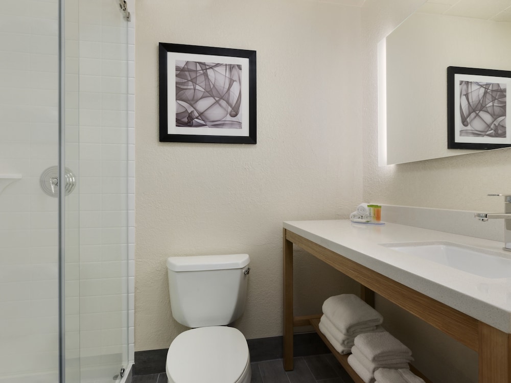 Ramada by Wyndham Beaver Falls - photo 10